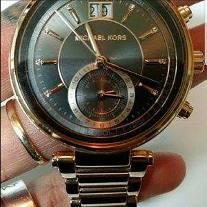 Michael Kors woman's sawyers gold rose watch